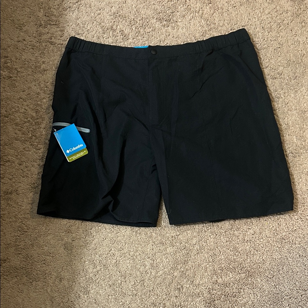 NWT Columbia Break Away River Short